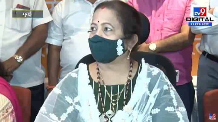 Kishori Pednekar | 'Narayan Rane यांच्या बंगल्यावर केंद्र सरकारनंही आक्षेप घेतलेत' Kishori Pednekar | 'Narayan Rane यांच्या बंगल्यावर केंद्र सरकारनंही आक्षेप घेतलेत'