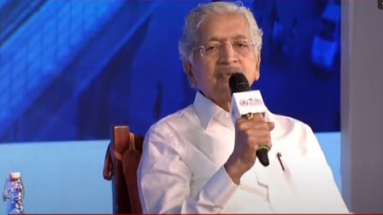 कोणत्याही राज्यात उद्योजक पहिले संपूर्ण परिस्थितीची पाहणी करत असतात. सोयी सुविधा आहेत का? याची माहिती घेत असतो. राज्य सरकारने उद्योगाची काही क्षेत्रे निवडली आहेत.ती विकसीत कसे करता येईल यावर सध्या काम चालू आहे.