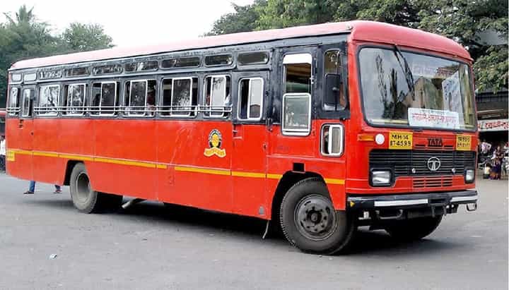 थोड्याच वेळात एसटी विलीनीकरणाचा फैसला, न्यायालय काय निर्णय देणार? थोड्याच वेळात एसटी विलीनीकरणाचा फैसला, न्यायालय काय निर्णय देणार?