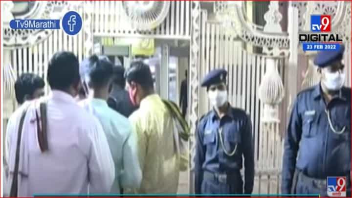 गजानन महाराजांचा 144 वा प्रकटदिन सोहळा, भाविकांची शेगावात गर्दी गजानन महाराजांचा 144 वा प्रकटदिन सोहळा, भाविकांची शेगावात गर्दी