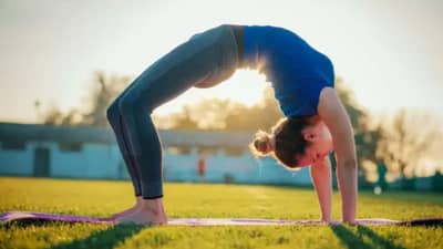 योगा करताना ‘या’ गोष्टींची माहिती तुम्हाला असायलाच हवी