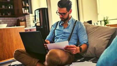 ‘Work from home’मुळे शरीराला जडपणा आलाय? ‘ही’ तीन आसनं आजपासूनच सुरू करा...