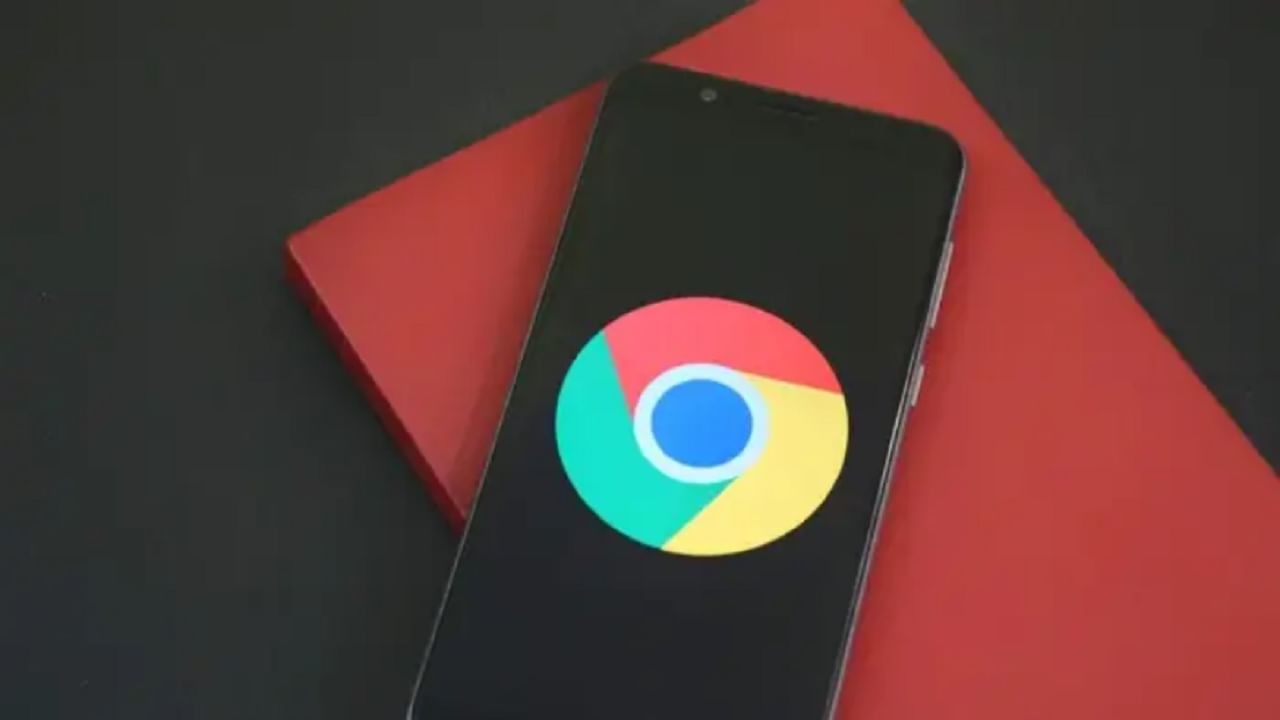 Google त्याच्या आगामी Chrome 100 (Google Chrome V100) च्या रिलीझसह क्रोम लाइट मोड फिचर बंद करत आहे. जे अनेक वर्षांपासून Android वर उपलब्ध आहे. कंपनीने गुरुवारी याची घोषणा केली आहे. 9to5 Google च्या अहवालानुसार, Android साठी Chrome मध्ये Lite Mode Data Saver ची रीब्रांडेड आवृत्ती आहे. अहवालात असे म्हटले आहे की हे निश्चितपणे एक आवश्यक फिचर आहे, परंतु अलिकडच्या काळात त्याची गरज कमी झाली आहे.