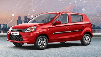 शानदार ऑफर! Maruti Suzuki Alto कार अर्ध्या किंमतीत खरेदीची संधी