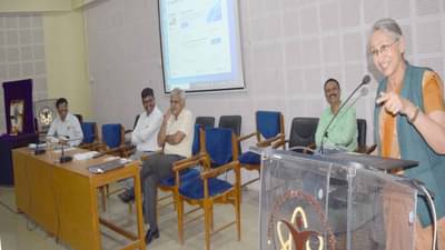 Nashik | भाषा संवर्धनासाठी मराठीचा प्रसार करा; कुलगुरू डॉ. माधुरी कानिटकर यांचे आवाहन