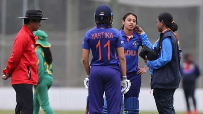 इशान किशनपाठोपाठ स्मृती मानधनाच्याही डोक्यावर बॉल आदळला! रिटायर्ड हर्ट होऊन माघारी