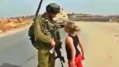 इथून निघून जा नाहीतर...; चिमुरडीचा रुद्रावतार! हा व्हिडिओ नक्की रशिया-युक्रेन युद्धाचा आहे?