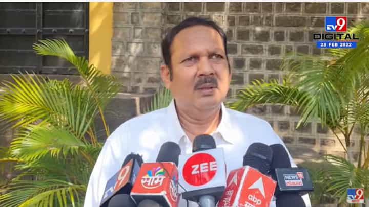 राज्यपाल भगतसिंह कोश्यारी यांनी इतिहास वाचून वक्तव्य करायला हवं होतं : उदयनराजे भोसले राज्यपाल भगतसिंह कोश्यारी यांनी इतिहास वाचून वक्तव्य करायला हवं होतं : उदयनराजे भोसले