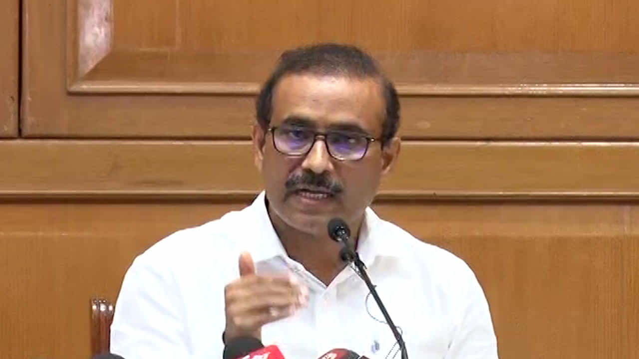 Rajesh Tope | शासकीय कर्मचाऱ्यांसाठी ठाकरे सरकारची मोठी घोषणा, 5 हजार रुपयांपर्यंतच्या वैद्यकीय चाचण्यांचा खर्च सरकार उचलणार : राजेश टोपे