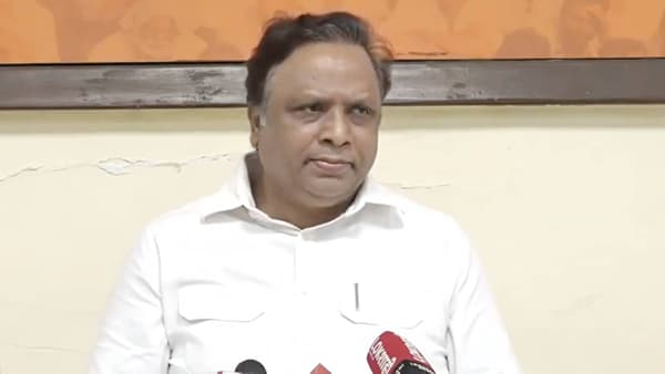 तर उद्धव ठाकरेंना शंभर टक्के पाठिंबा देऊ; आशिष शेलार यांच्याकडून मलिकांच्या हकालपट्टीची मागणी