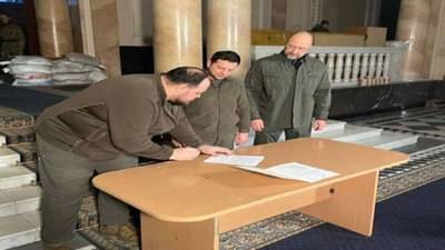 Russia Ukraine War : यूक्रेन यूरोपिनय यूनियनचा सदस्य बनणार; यूरोपीय संसदेने स्वीकारला जेलेन्स्कींचा अर्ज