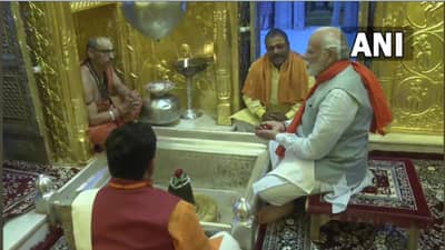 काशीच्या मंदिराला 60 किलो सोने दान, गर्भगृह माँ हिराबेनांच्या वजनाइतक्या सोन्याचे; 18 व्या शतकानंतर दुसरा योग काय?