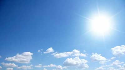 महाराष्ट्रात एप्रिल अंगाची लाहीलाही करणार; काही भागात पावसाची शक्यता - हवमान विभागाने वर्तवला अंदाज