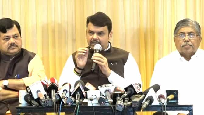 VIDEO: संजय राठोड, दाऊद ते मलिक, फडणवीसांच्या पत्रकार परिषदेतले 7 मोठे मुद्दे, ठाकरे सरकारची घेराबंदी?