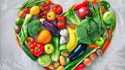 Foods for Hair : मजबूत केसांसाठी आहारात या पदार्थांचा करा समावेश, केसांच्या समस्या होतील दूर!!