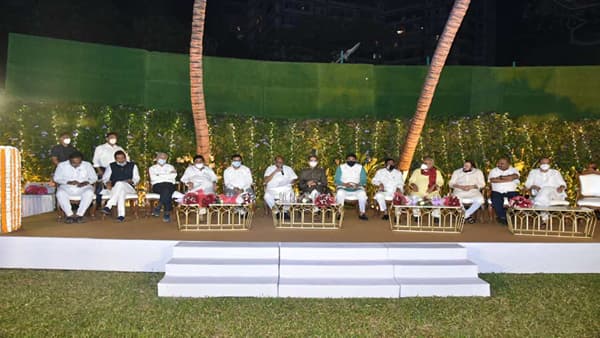 सापाच्या पिलाला 30 वर्षे दूध पाजलं, पिल्लू वळवळ करत होतं, आता ते आमच्यावर फुत्कारतंय, उद्धव ठाकरेंचा भाजपवर हल्लाबोल