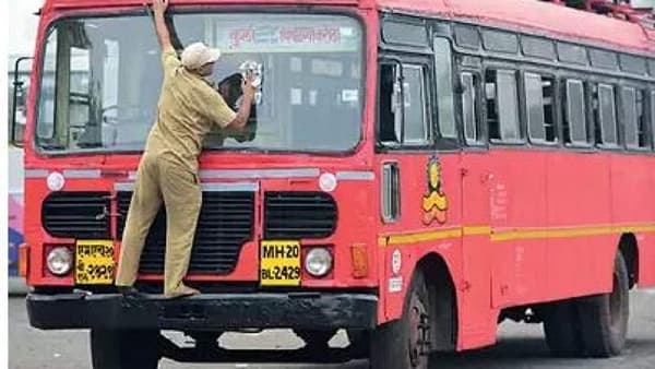 चाकरमान्यांना गावाला जाण्याची घाई, एसटी, रेल्वेला गर्दी वाढली, खासगी बसकडून प्रवाशांची लूट