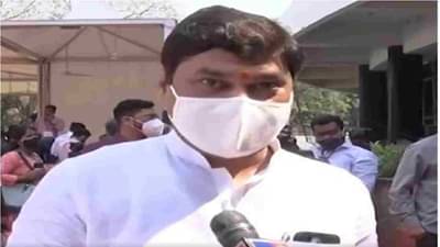 Dhananjay Munde | यांना महाराष्ट्राचे महापुरुष नकोयत... राष्ट्रगीतही नकोय, धनंजय मुंडेंची राज्यपालांवर सडकून टीका!