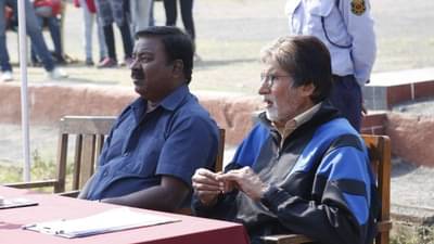 Jhund: अमिताभ बोलतो का रे सेटवर, समोरच्याला घाबरवत असेल ना तो; किशोर कदम म्हणतात..