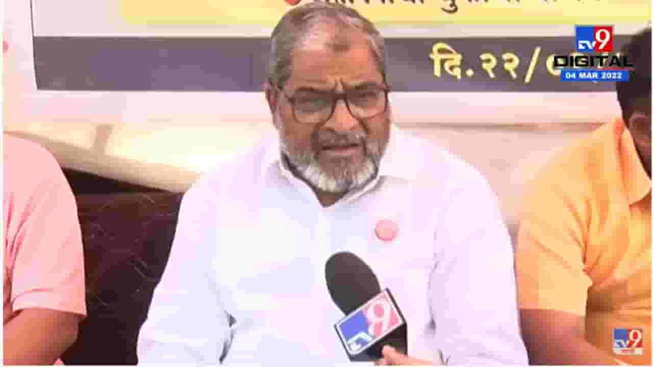 आंदोलन होऊनही मंत्री तोंड उघडायला तयार नाही, पायातलं हातात यायला वेळ लागणार नाही, राजू शेट्टी यांचा हल्लाबोल आंदोलन होऊनही मंत्री तोंड उघडायला तयार नाही, पायातलं हातात यायला वेळ लागणार नाही, राजू शेट्टी यांचा हल्लाबोल