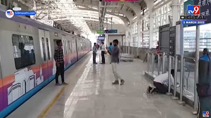 Pune Metro | पुणे मेट्रोच्या पहिल्या मार्गाच्या उद्घाटनासाठी मेट्रो प्रशासन सज्ज Pune Metro | पुणे मेट्रोच्या पहिल्या मार्गाच्या उद्घाटनासाठी मेट्रो प्रशासन सज्ज