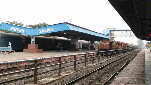 जालन्यातल्या रेल्वे पीटलाइनची जय्यत तयारी, ज्यादा चार ट्रॅक, 18 घरे पाडणार, प्राथमिक आराखडा तयार!