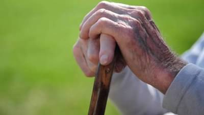 ज्येष्ठांचे भविष्य सुरक्षित करण्यासाठी या योजनेत गुंतवणूक करा, आयकरातूनही मिळेल सवलत