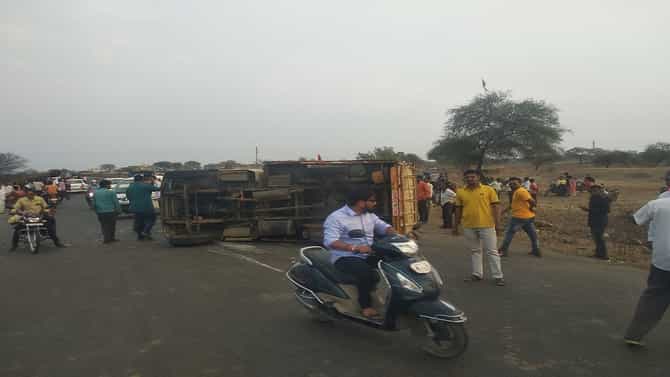Malegaon Accident : मालेगावात टेम्पोचा भीषण अपघात, 4 जण जागीच ठार तर 15 जखमी, घटना कशी घडली?