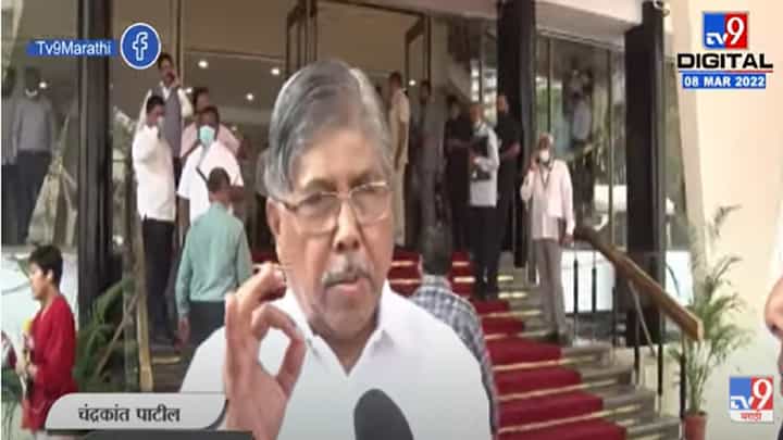 VIDEO : पोलिसांची परवानगी मिळाली नाही तरी मोर्चा काढणार, Chandrakant Patil आक्रमक VIDEO : पोलिसांची परवानगी मिळाली नाही तरी मोर्चा काढणार, Chandrakant Patil आक्रमक