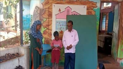 ‘प्रथम’ तुम्हाला भाकरी मिळवून देण्याचा विचार करतं; शाळाबाह्य मुलांसाठी काम करणाऱ्या मेंटॉर मनस्विनी सांगतात प्रथमचं मोठं काम