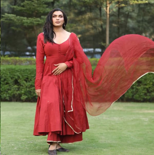 साईशा शिंदे ही एक कॉस्ट्युम डिझायनर आहे. तिच्या कामाबद्दल सर्वत्र कौतुक होतं.