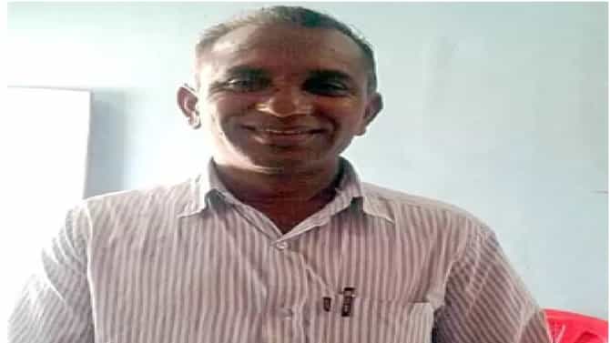 आंब्याच्या झाडावर आयुष्याची अखेर, तलाठ्याची शेतात आत्महत्या, सकाळी पत्नीसमोर भयावह दृश्य