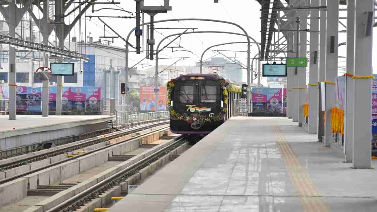 Pune metro : पुण्यात या मेट्रो स्थानकांवर पीएमपीची सेवा; मेट्रो ॲपवरून तिकीट बुक करता येणार