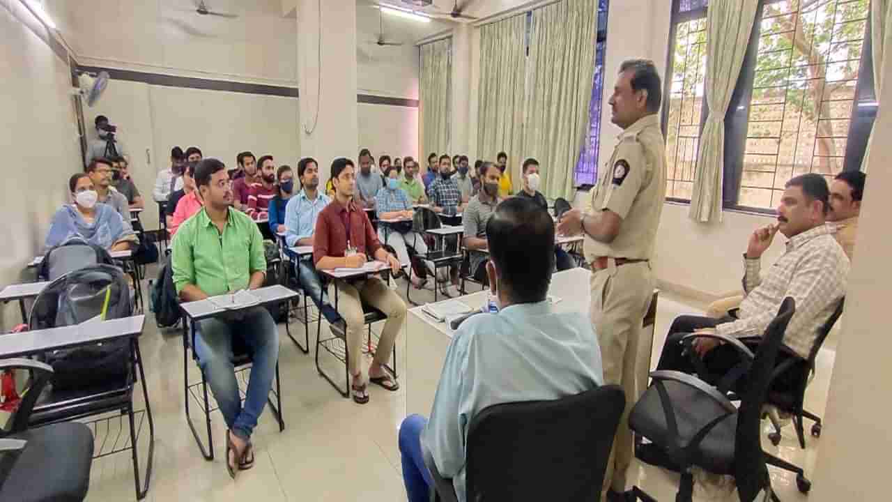 चिंतामणराव देशमुख प्रशासकीय प्रशिक्षण संस्थेच्यावतीने विद्यार्थ्यांसाठी विशेष व्याख्यानमालेचे आयोजन