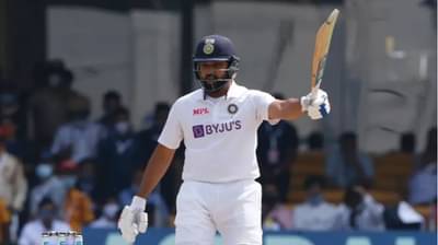 VIDEO : रोहित शर्मा बाद होताच स्टेडियममध्ये जल्लोष; प्रेक्षकांनी टाळ्या, शिट्ट्यांनी मैदान दणाणून सोडलं, पण का?