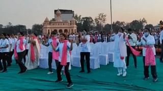 देवेंद्र फडणवीस यांना पोलिसांची नोटीस, अनिल बोंडे यांनी सांगितले यामागील कारण, आता जेलमध्ये जाण्यासाठी कुणाचा नंबर?