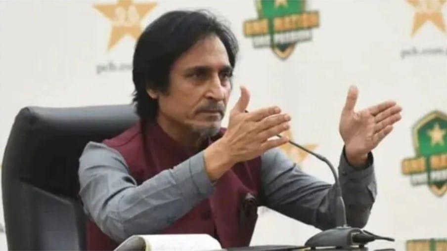 पुढच्या वर्षी खेळाडू IPL नव्हे PSL खेळतील, PCB चीफ रमीझ राजांची आवाक्याबाहेरची स्वप्न पुढच्या वर्षी खेळाडू IPL नव्हे PSL खेळतील, PCB चीफ रमीझ राजांची आवाक्याबाहेरची स्वप्न