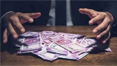 कॉपी करु देण्यासाठी दहावीच्या परीक्षार्थीकडे 30 हजारांची लाच, औरंगाबादेत संस्थाचालक अटकेत