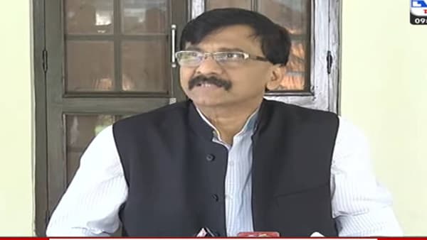 VIDEO: राज्यपाल राजकारण करताहेत, त्यांना पदावर ठेवणं अयोग्य; संजय राऊतांचा पुन्हा हल्लाबोल