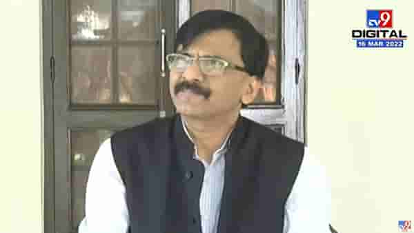 आम्ही ठाकरे सिनेमाही टॅक्स-फ्री केला नाही, Kashmir Files वरून संजय राऊतांचा फडणवीसांवर हल्लाबोल