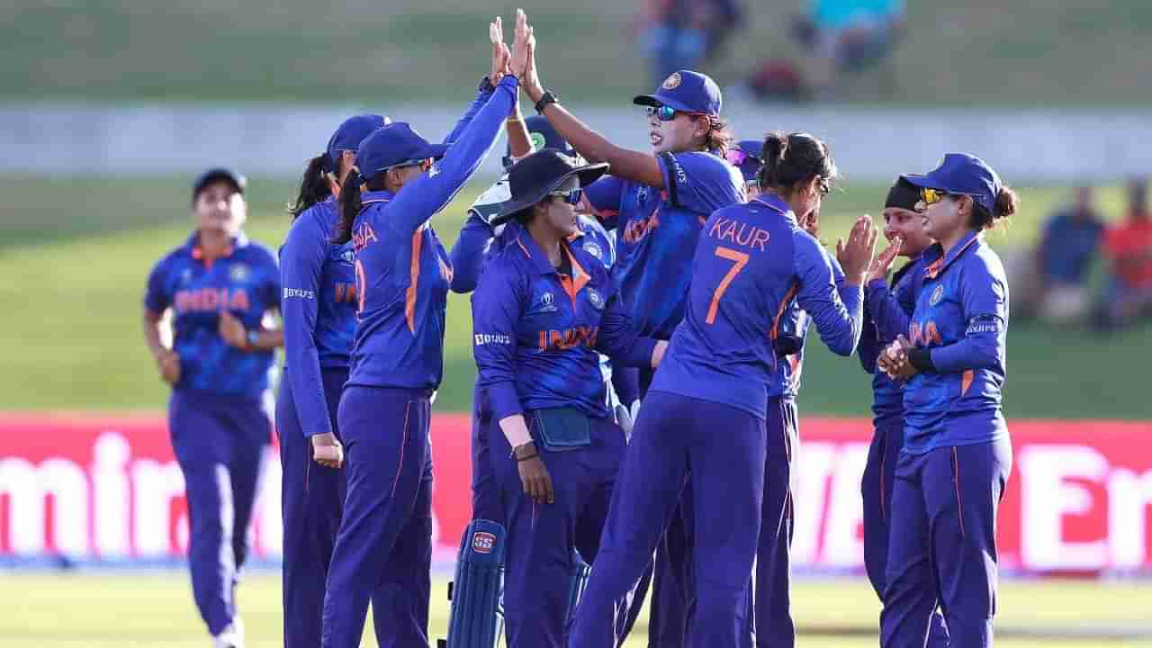 ICC Womens world cup 2022 : भारतीय संघासमोर उपांत्य फेरीचा मार्ग कठीण, तरीही  विजयाचं लक्ष्य सोपं, काय आहे यशाचं समीकरण?