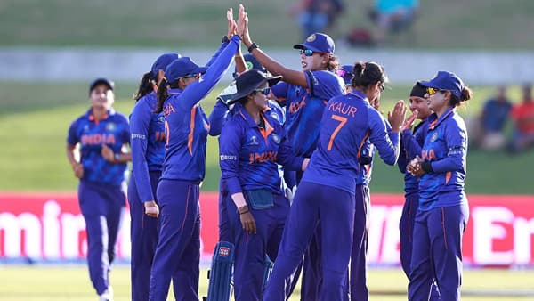ICC Womens world cup 2022 : भारतीय संघासमोर उपांत्य फेरीचा मार्ग कठीण, तरीही विजयाचं लक्ष्य सोपं, काय आहे यशाचं समीकरण?