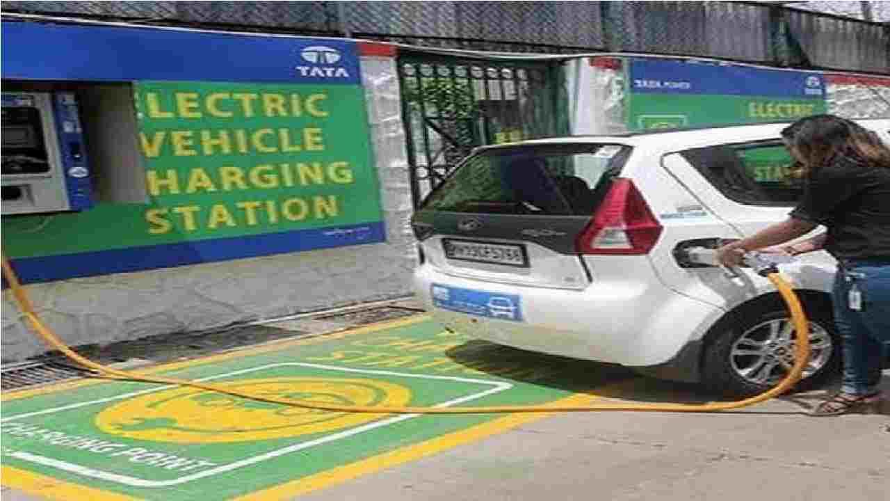 Aurangabad | टाटा पॉवरच्या सहकार्यातून औरंगाबादेत 50 चार्जिंग स्टेशन उभारणार, इलेक्ट्रिक वाहन प्रोत्साहन मोहिम वेगात