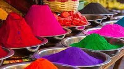 कोरडे रंग पोहोचवू शकता डोळ्यांना मोठी हानी... रंगपंचमीला अशी घ्या काळजी