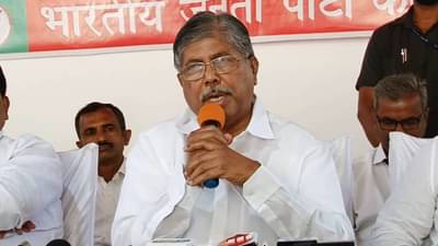 संजय राऊतांवर बोलायचं नाही, त्यांना लई मोठं केलं; Chandrakant Patil यांचा टोला