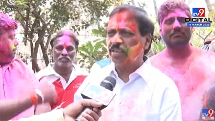 Video : राणे पिता-पुत्रांचा राजकीय इन्श्युरन्स संपलाय- विनायक राऊत Video : राणे पिता-पुत्रांचा राजकीय इन्श्युरन्स संपलाय- विनायक राऊत