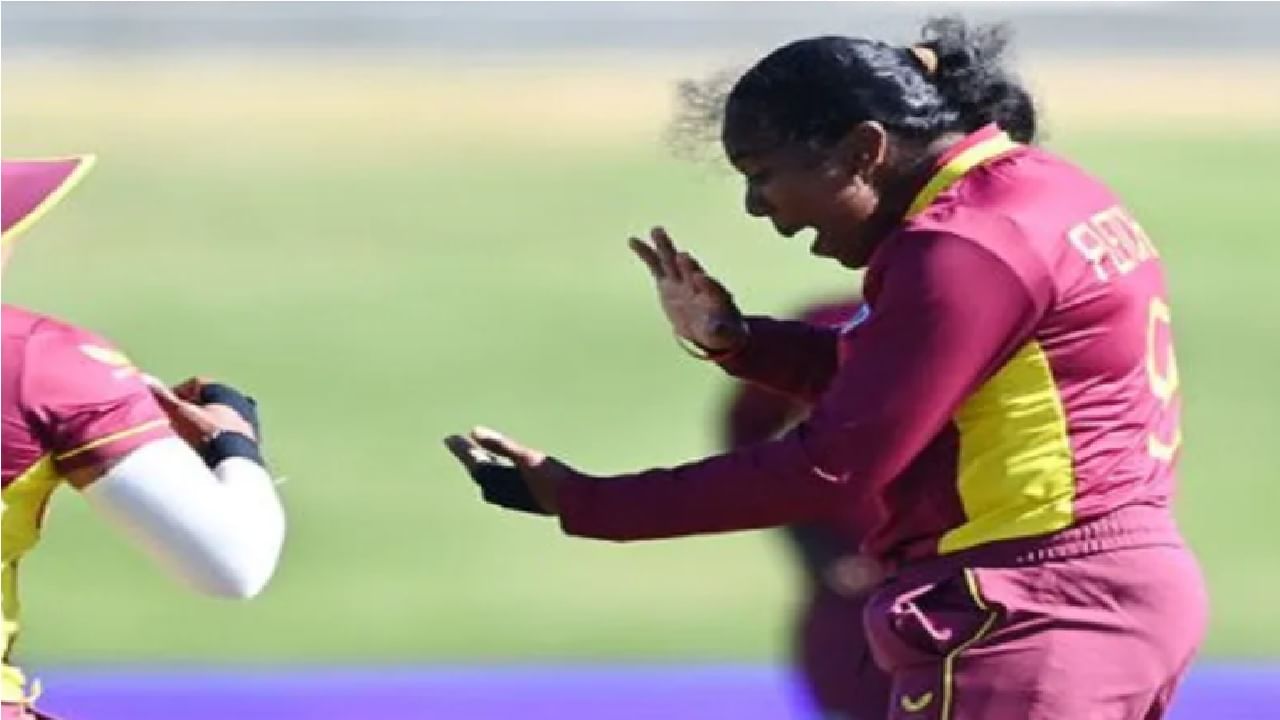 वेस्ट इंडिजच्या महिला संघाने वर्ल्ड कपमध्ये तीन विजय मिळवले असून गुणतालिकेत ते सहा गुणांसह तिसऱ्या स्थानावर आहेत. भारतीय संघाचे चार गुण आहेत. गुणतालिकेत भारताच्या क्रमवारीत एका स्थानाची घसरण झाली आहे. भारत चौथ्या नंबरवर आहे. (PC-ICC)