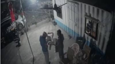 Kalyan Crime : कल्याणमध्ये जागेच्या वादातून बिल्डरच्या कार्यालयात तोडफोड, घटना सीसीटीव्हीत कैद