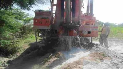 Aurangabad: घर तिथे बोअरवेलची स्पर्धा, औरंगाबादच्या सातारा देवळाईत 350 फुटांवरही झरा दिसेना!