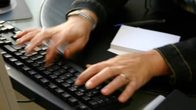 कर्जाच्या नावाखाली ऑनलाईन फसवणुकीची जाळे; हे सहा उपाय वाचवतील तुमचे पैसे